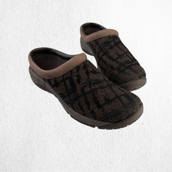 Merrell Shoes - Merrell Women's 8 Performance Footwear Select Fresh Grip Sole Slip On Clogs